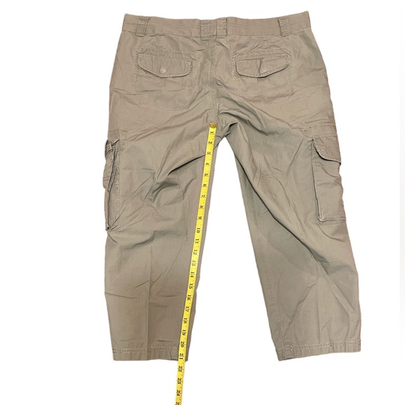 J Crew Capris - Picture 2 of 4